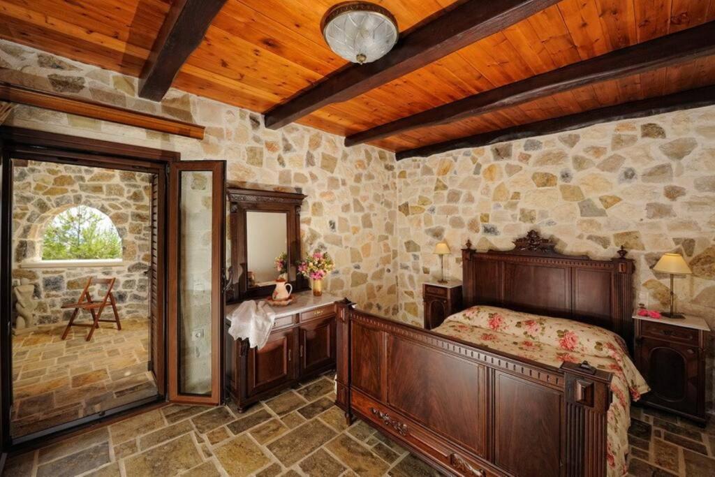 Stone House With Sea View Villa Achlia Dış mekan fotoğraf